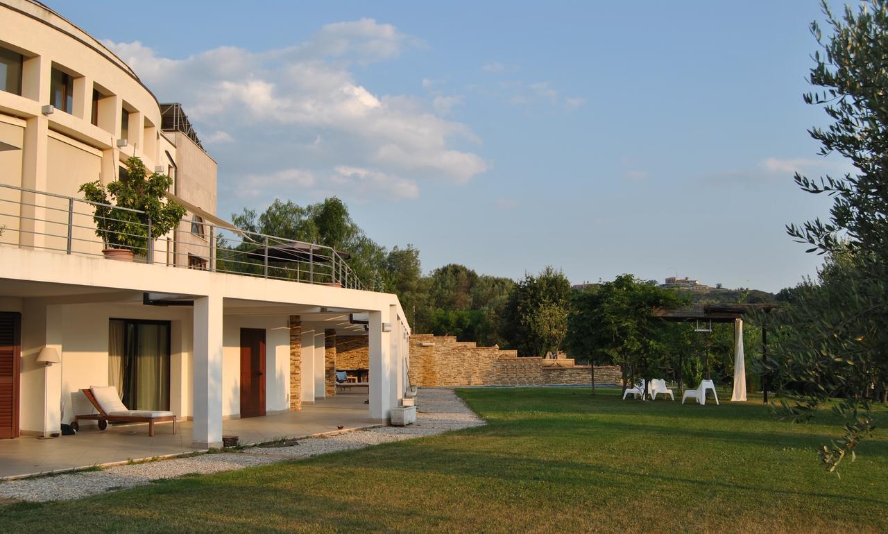 Corbezzolo Bed & Breakfast วัลโล เดลลา ลูคาเนีย ภายนอก รูปภาพ